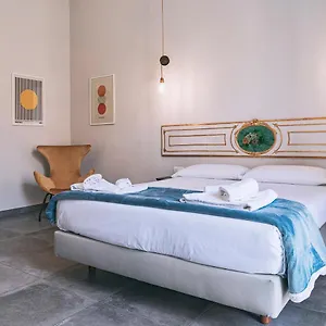 https://la-smorfia.hotels-amalfi.com
